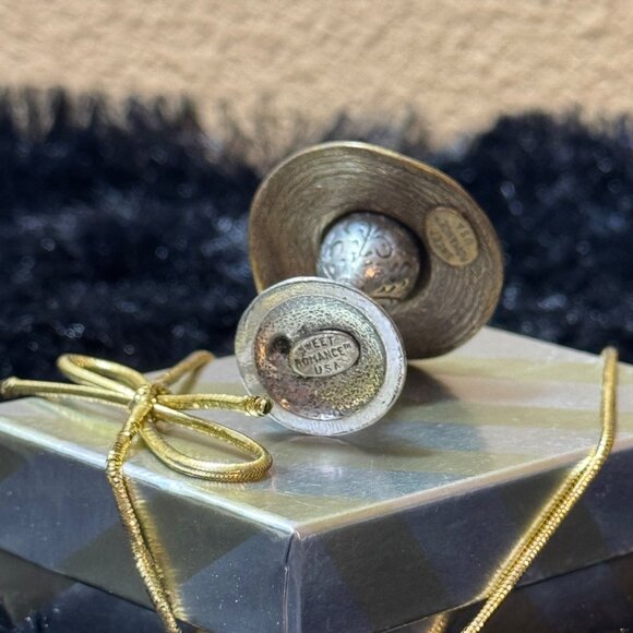 Sweet Romance Miniature Metal Hat Trinket Holder With Floral Vintage Style - Picture 5 of 5